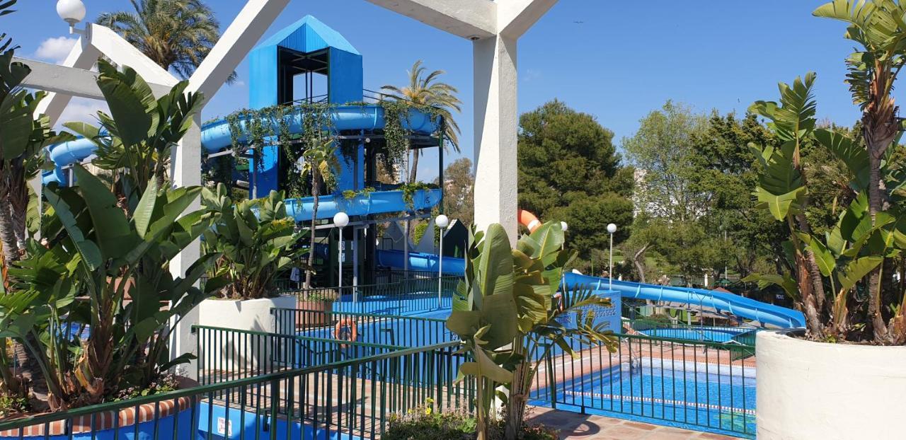 Apartamentos Holidays Benalbeach Benalmadena Luaran gambar