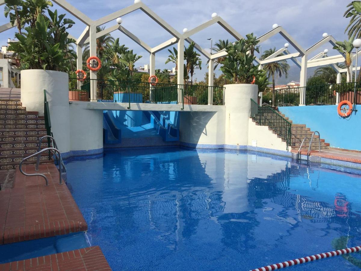 Apartamentos Holidays Benalbeach Benalmadena Luaran gambar