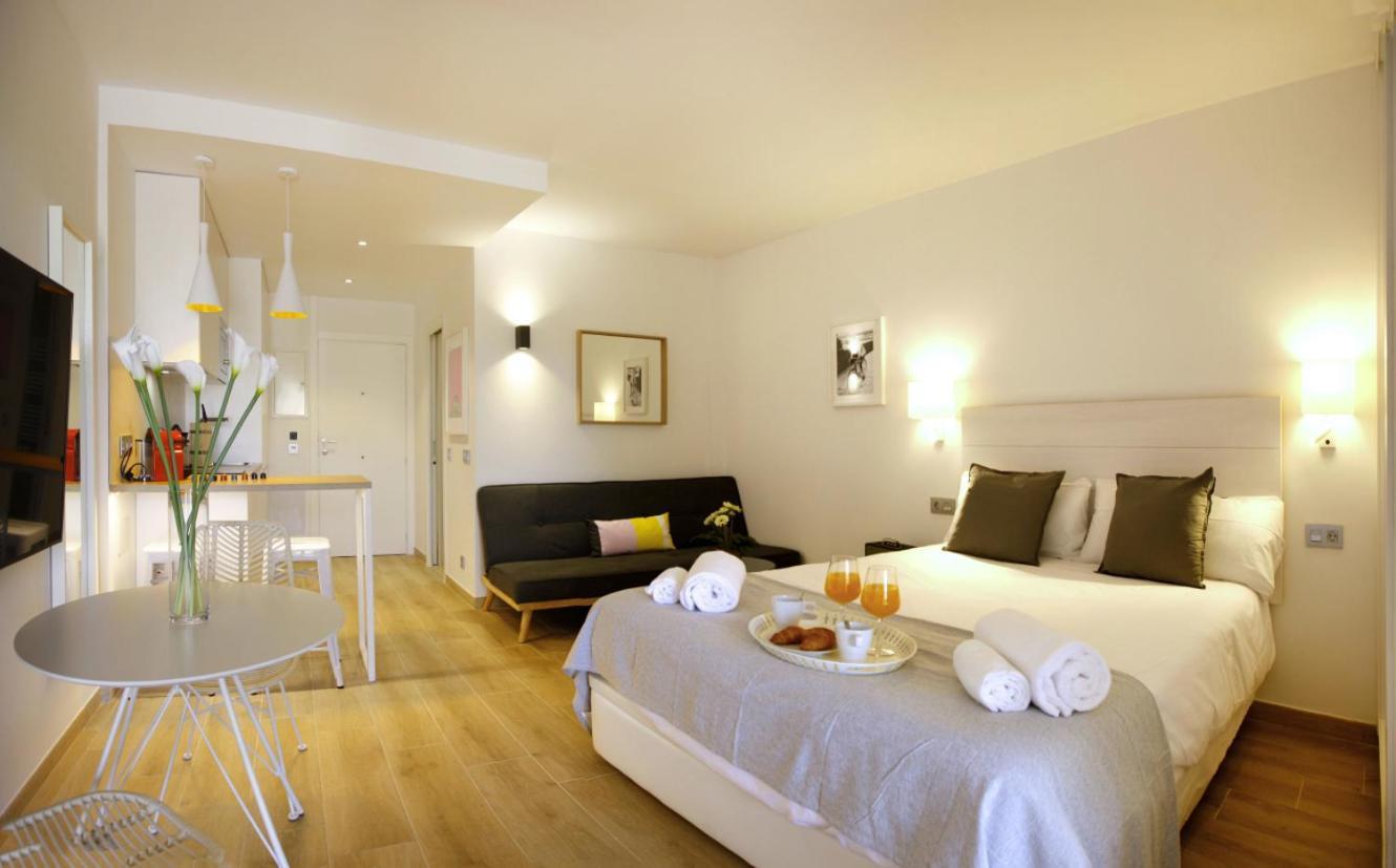 Apartamentos Holidays Benalbeach Benalmadena Luaran gambar